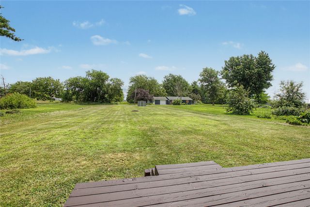 206 S East Street, Macksburg, IA 50155