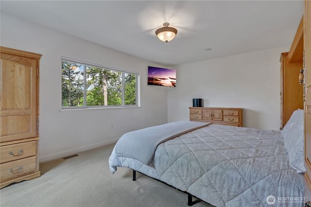 5205 Rehklau Road SE, Olympia, WA 98513