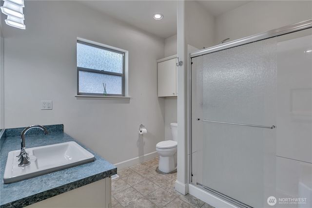 5205 Rehklau Road SE, Olympia, WA 98513