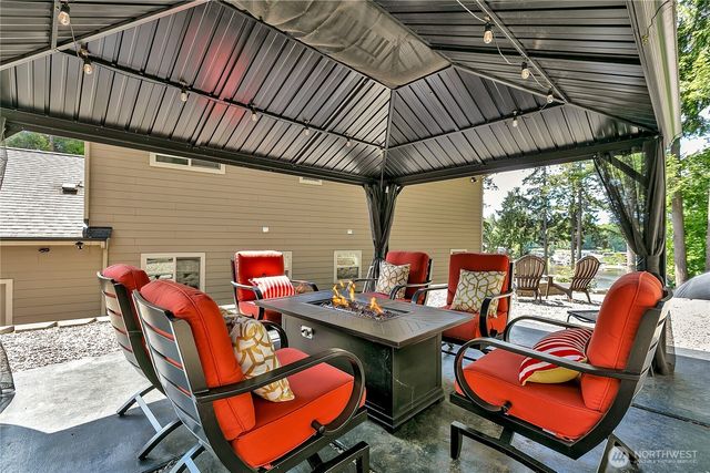 5205 Rehklau Road SE, Olympia, WA 98513
