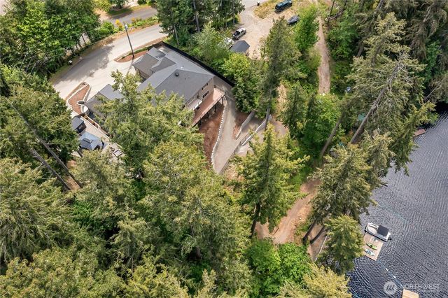 5205 Rehklau Road SE, Olympia, WA 98513