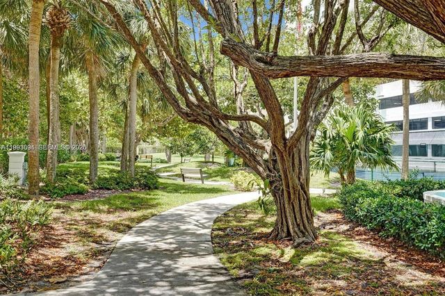 1201 S Ocean Dr 104N, Hollywood, FL 33019