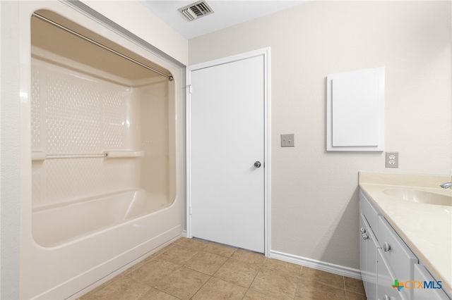 1336 S Fm 1174, Bertram, TX 78605