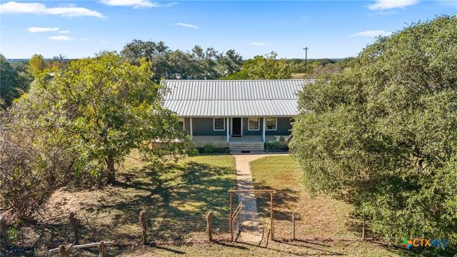 1336 S Fm 1174, Bertram, TX 78605