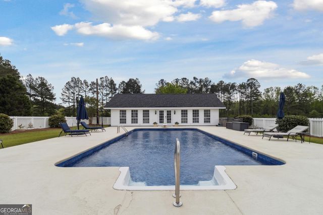 2571 Edgar Hodges Road, Claxton, GA 30417