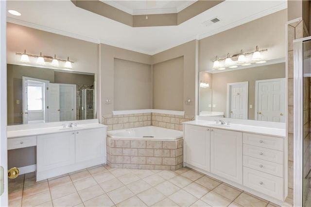 5861 Riverstone Circle 18, Atlanta, GA 30339