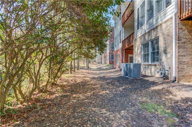 5861 Riverstone Circle 18, Atlanta, GA 30339