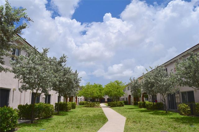 17347 NW 7th Ave 106, Miami Gardens, FL 33169