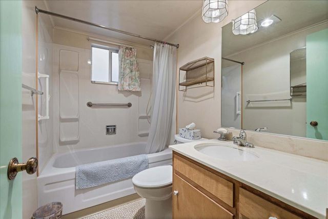 5440 Buttercup Dr, Pollock Pines, CA 95726