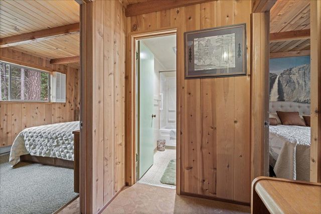 5440 Buttercup Dr, Pollock Pines, CA 95726