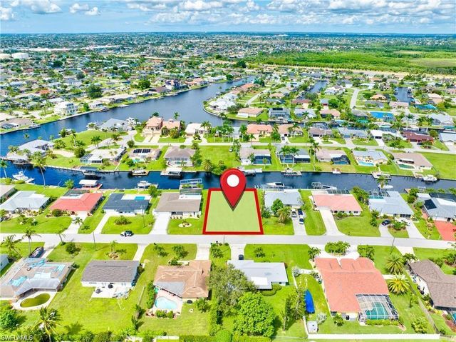 2227 SE 27th TER, Cape Coral, FL 33904