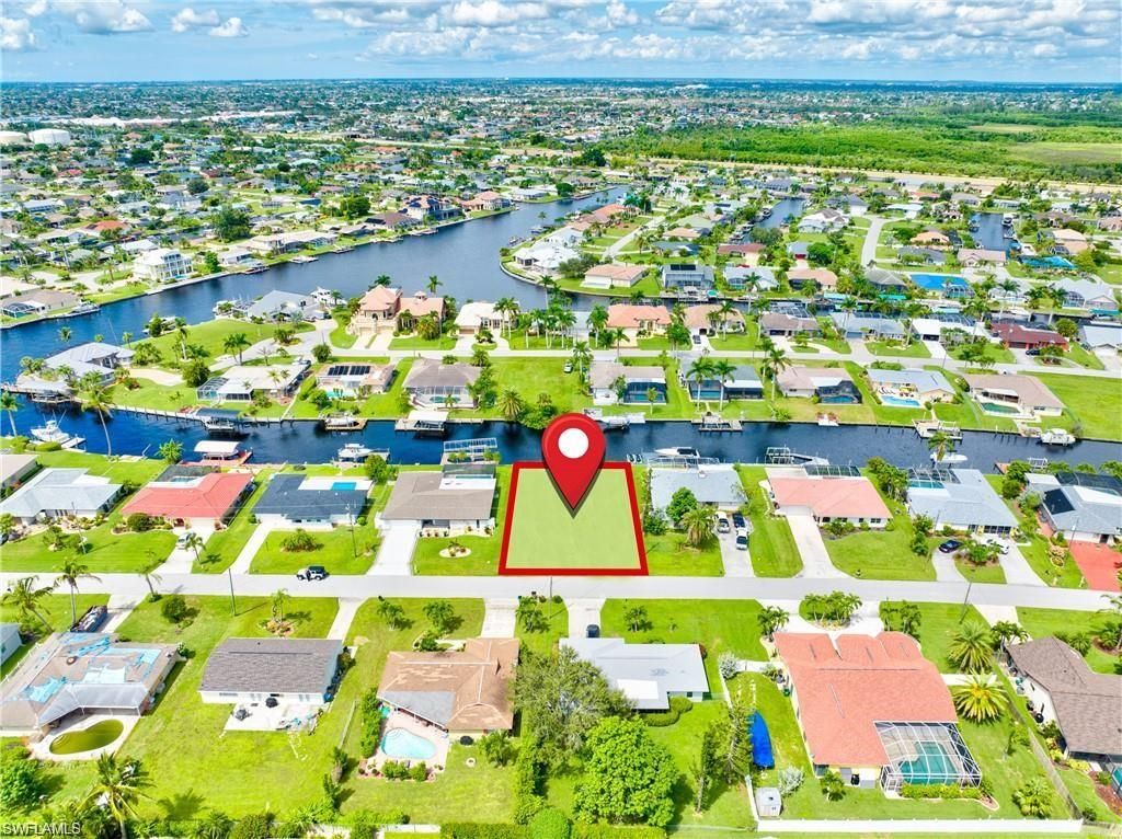 2227 SE 27th TER, CAPE CORAL, FL 33904 — photo 2