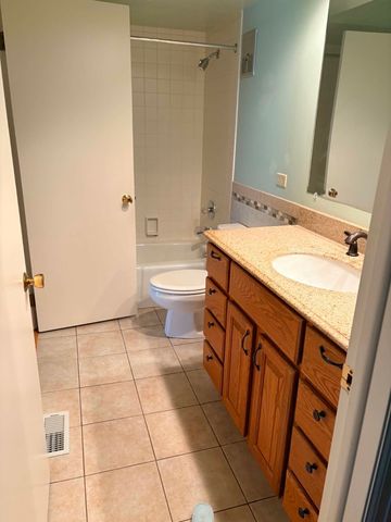 140 Carriage Way Drive C228, Burr Ridge, IL 60527