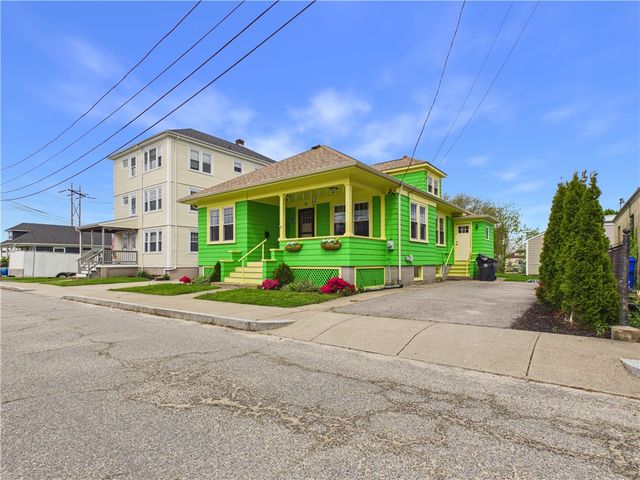 11 Hall Avenue, Warren, RI 02885
