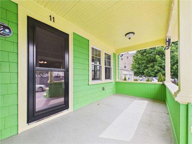 11 Hall Avenue, Warren, RI 02885