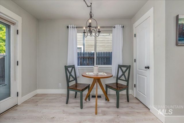 1917 N 33rd St, Boise, ID 83703