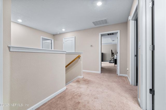 15815 DOUGLAS LAKE Drive, Jacksonville, FL 32218