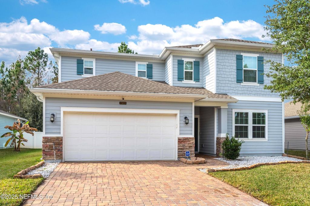 15815 DOUGLAS LAKE Drive, Jacksonville, FL 32218