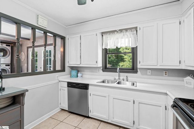 12 Virginia Avenue, Travelers Rest, SC 29690