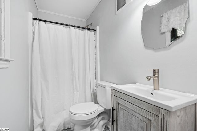 12 Virginia Avenue, Travelers Rest, SC 29690