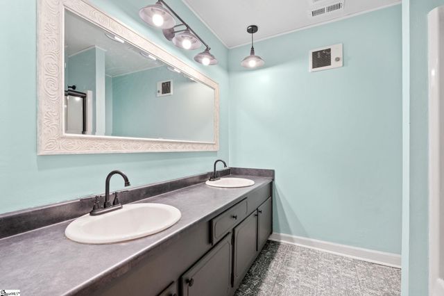 12 Virginia Avenue, Travelers Rest, SC 29690