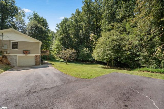 12 Virginia Avenue, Travelers Rest, SC 29690