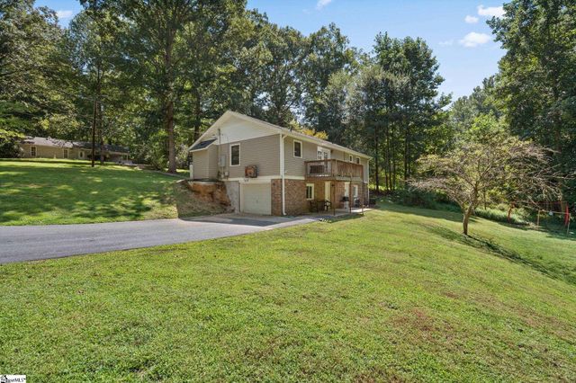 12 Virginia Avenue, Travelers Rest, SC 29690
