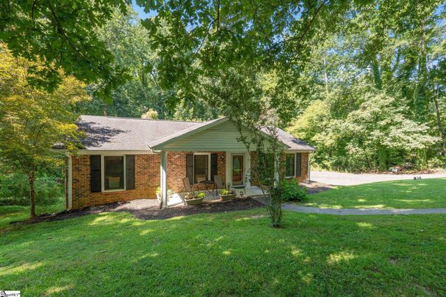 12 Virginia Avenue, Travelers Rest, SC 29690