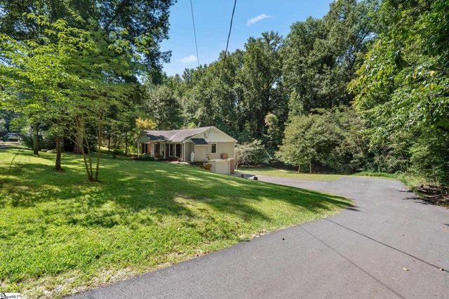 12 Virginia Avenue, Travelers Rest, SC 29690