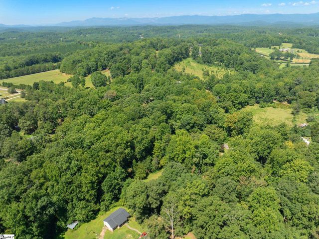 12 Virginia Avenue, Travelers Rest, SC 29690