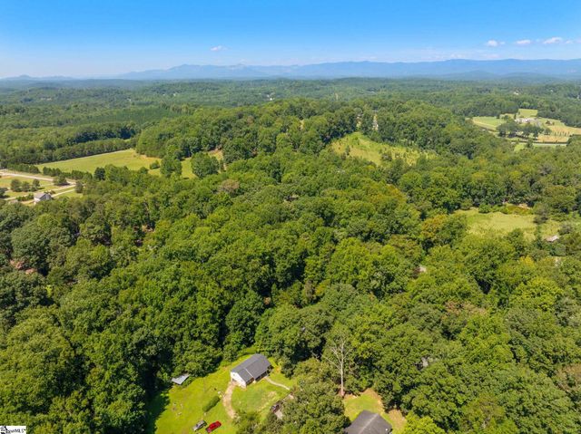 12 Virginia Avenue, Travelers Rest, SC 29690