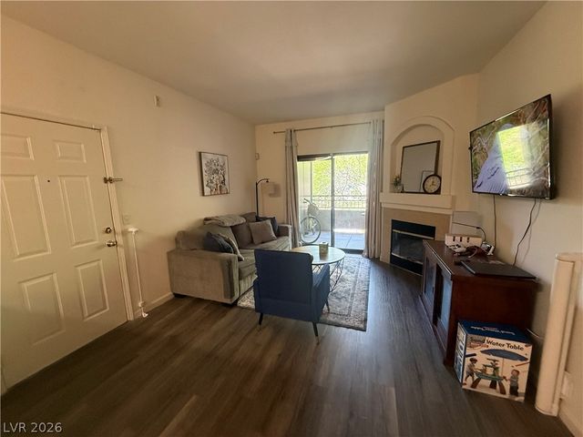 8250 North Grand Canyon Drive 2155, Las Vegas, NV 89166