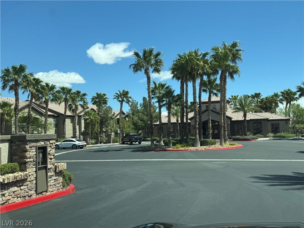 8250 North Grand Canyon Drive 2155, Las Vegas, NV 89166