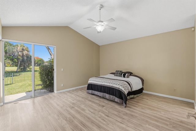 1500 Lacosta Drive W, Pembroke Pines, FL 33027