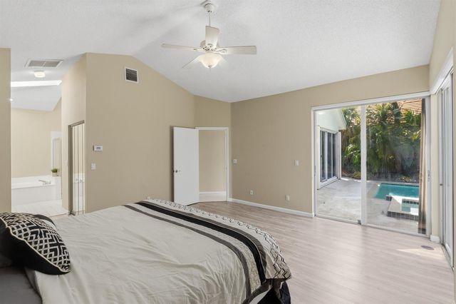 1500 Lacosta Drive W, Pembroke Pines, FL 33027