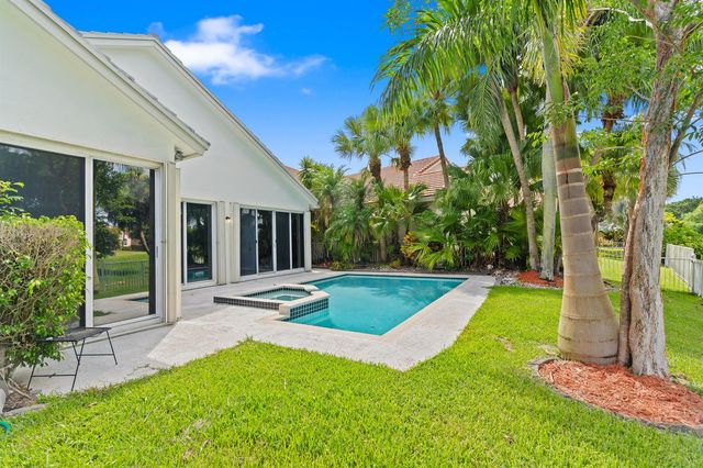 1500 Lacosta Drive W, Pembroke Pines, FL 33027