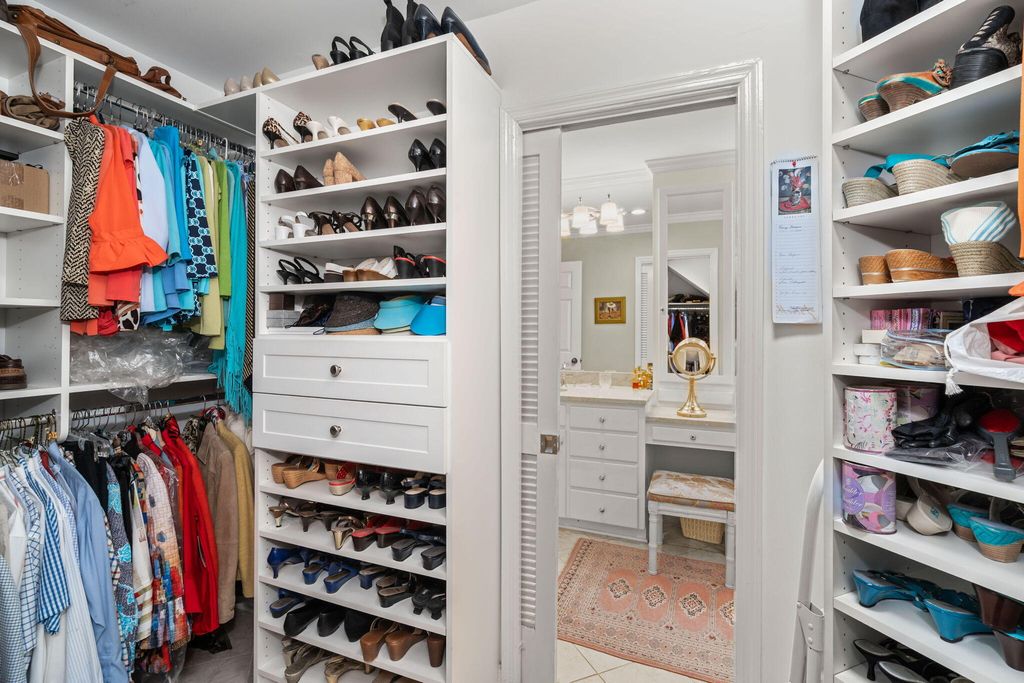 Image 30 of property listing at 610 Harbor Creek Place Unit 5, Charleston, SC 29412