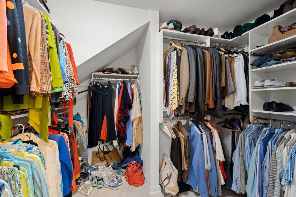 Image 31 of property listing at 610 Harbor Creek Place Unit 5, Charleston, SC 29412