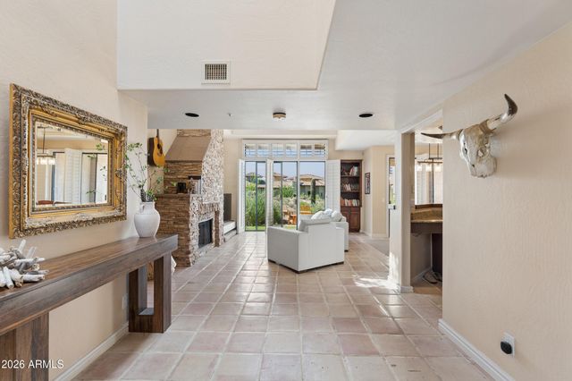 25555 N WINDY WALK Drive 24, Scottsdale, AZ 85255