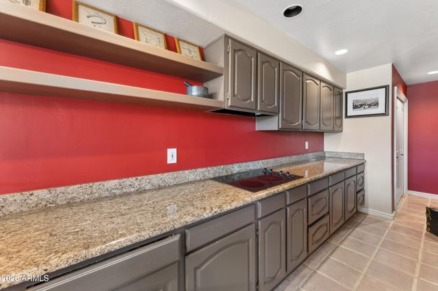 25555 N WINDY WALK Drive 24, Scottsdale, AZ 85255