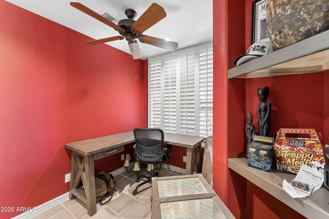 25555 N WINDY WALK Drive 24, Scottsdale, AZ 85255