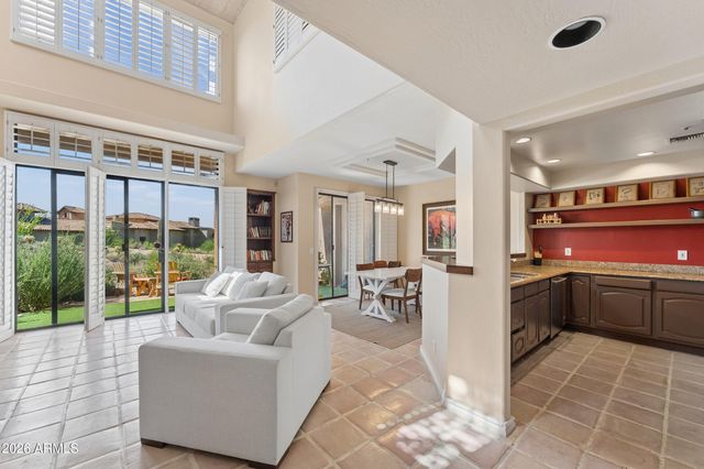 25555 N WINDY WALK Drive 24, Scottsdale, AZ 85255