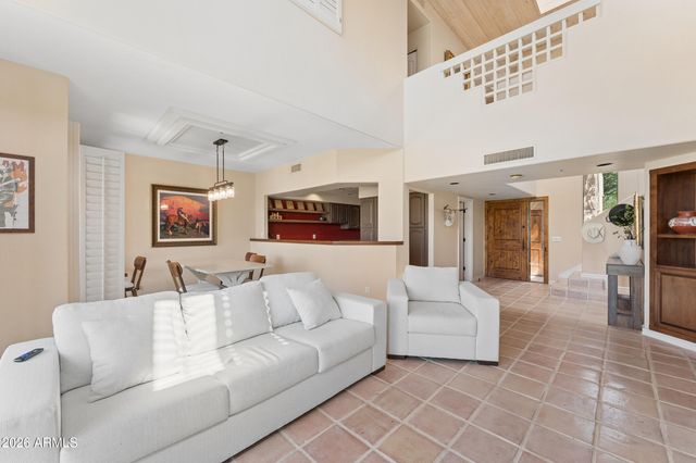 25555 N WINDY WALK Drive 24, Scottsdale, AZ 85255
