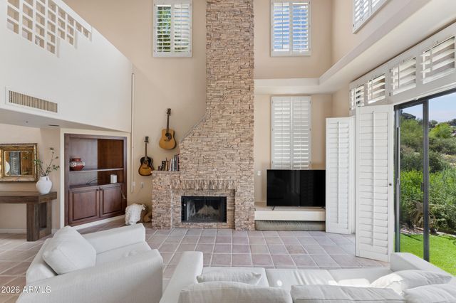 25555 N WINDY WALK Drive 24, Scottsdale, AZ 85255