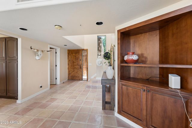 25555 N WINDY WALK Drive 24, Scottsdale, AZ 85255