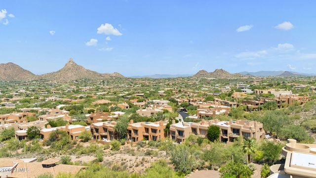 25555 N WINDY WALK Drive 24, Scottsdale, AZ 85255