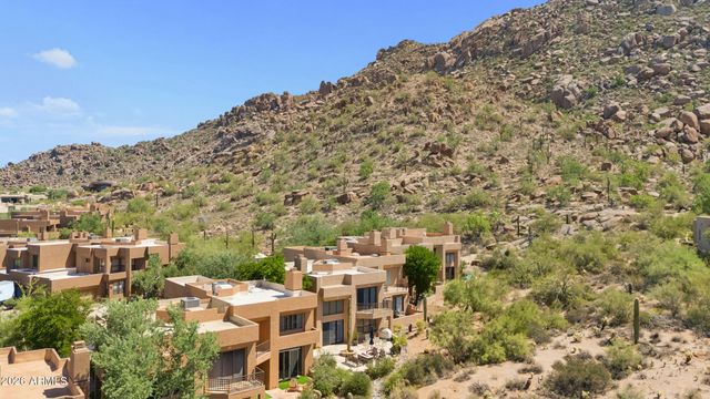 25555 N WINDY WALK Drive 24, Scottsdale, AZ 85255