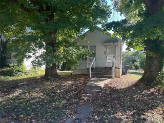 148 S 34th Street, Belleville, IL 62226