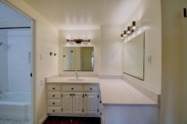 1331 Park Avenue SW UNIT 1204, Albuquerque, NM 87102