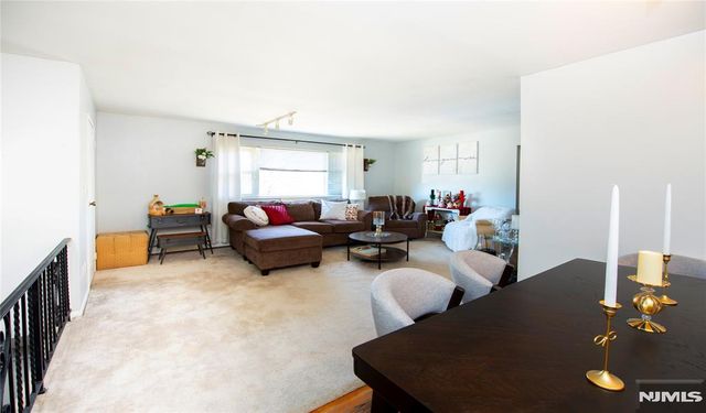 2-35 N Virginia Drive B, Fair Lawn, NJ 07410